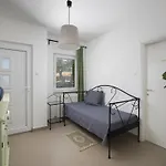 Elegant With Private Pool