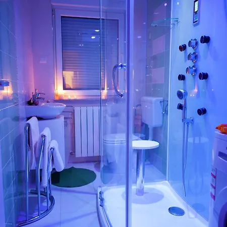 Attractive In With Swimming Pool