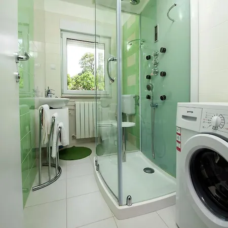 Attractive In With Swimming Pool Villa *
