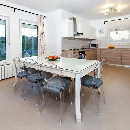 Villa Attractive In With Swimming Pool *