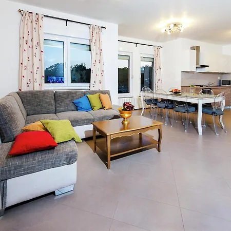 Attractive In With Swimming Pool * Sorici