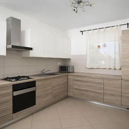 Attractive In With Swimming Pool * Sorici