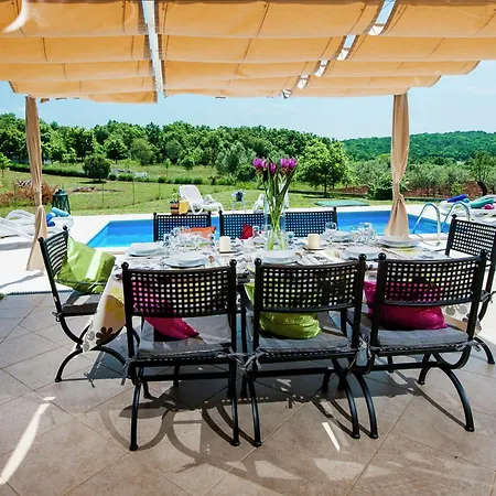 Attractive In With Swimming Pool Villa