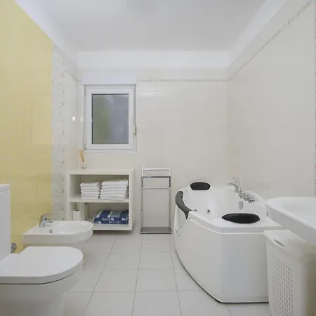 Attractive In With Swimming Pool * Sorici