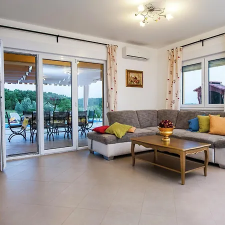 Attractive In With Swimming Pool Villa *