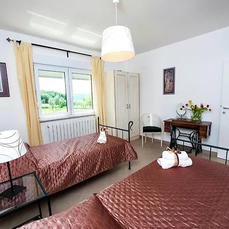 Villa Attractive In With Swimming Pool Sorici