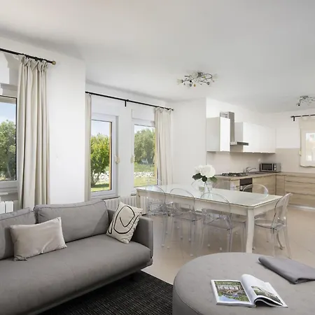 Attractive In With Swimming Pool Villa