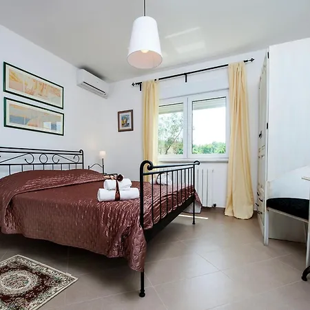 Villa Attractive In With Swimming Pool