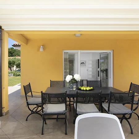 Villa Attractive In With Swimming Pool
