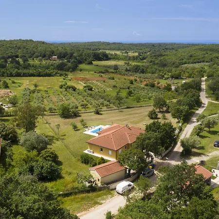 Villa Attractive In With Swimming Pool *